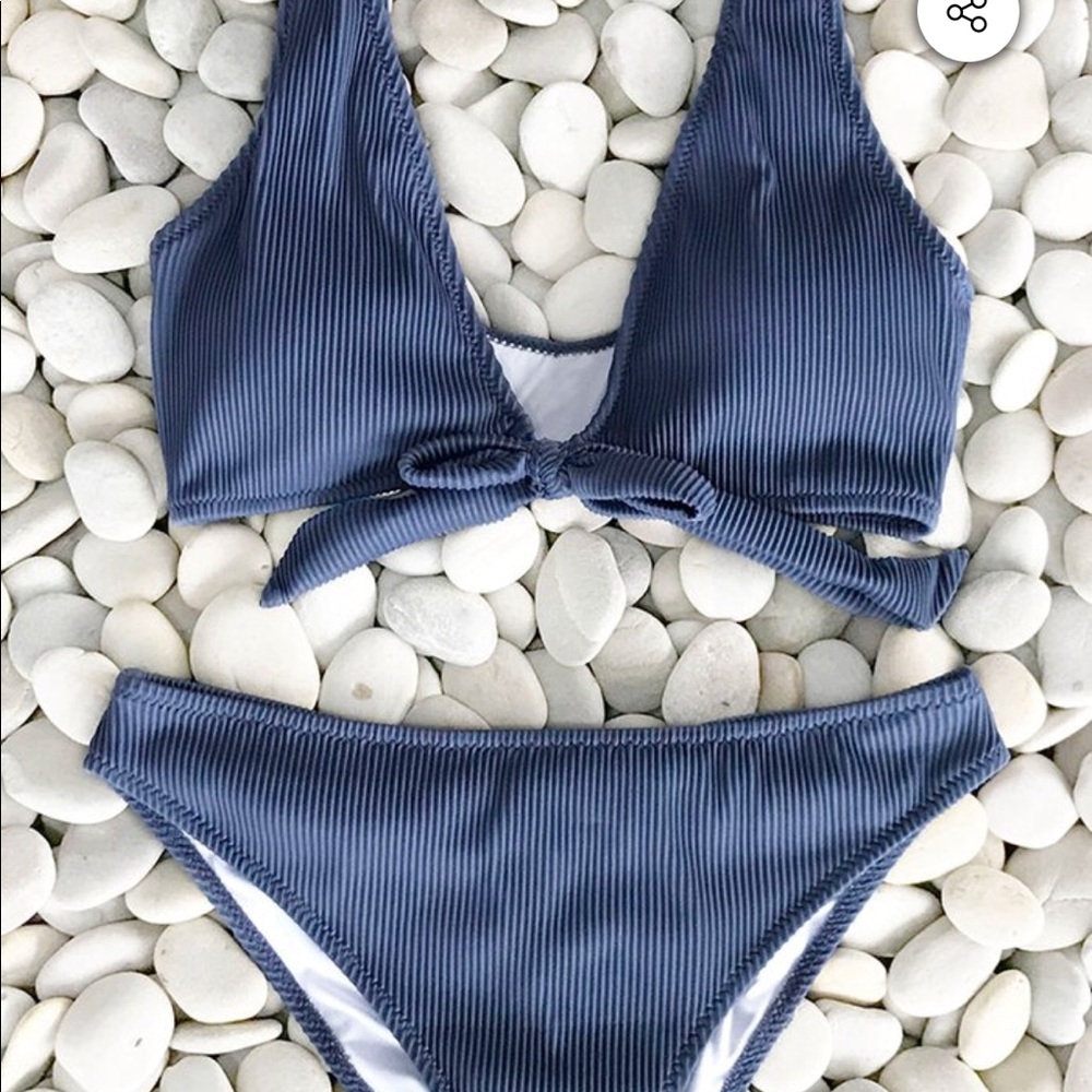 🌊 DEEP LOVE SOLID BIKINI SET